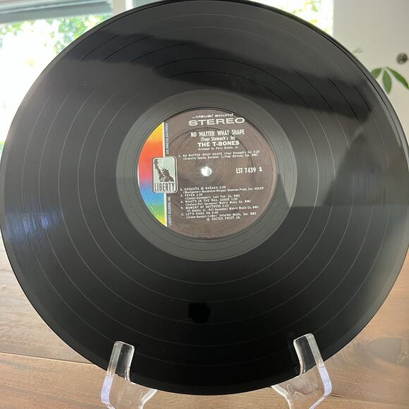 The T-Bones No Matter What Shape (Your Stomach's In) LP 1966 Liberty LST 7439 - Picture 3 of 10